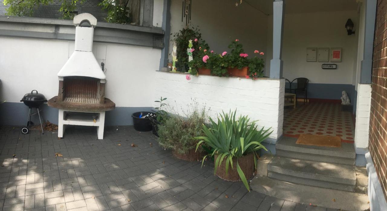 Dormitorium Kaarst Wohnraum Auf Zeit Exterior foto